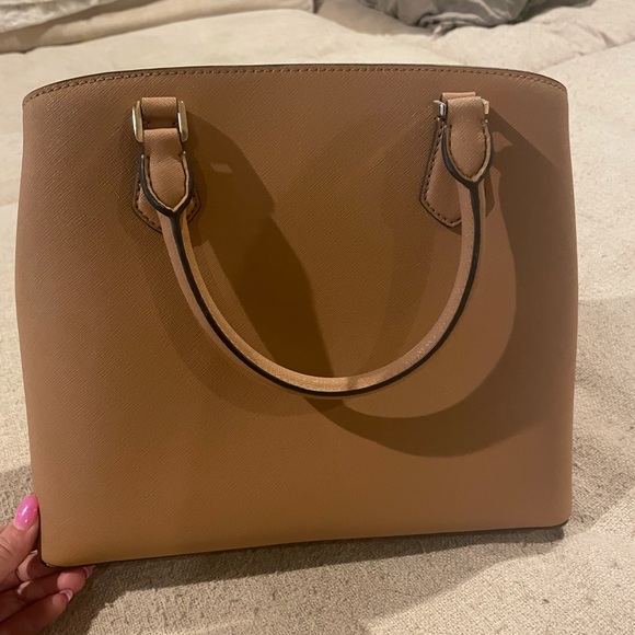 Tory Burch Robinson Triple- Compartment Tote - Picture 2 of 7